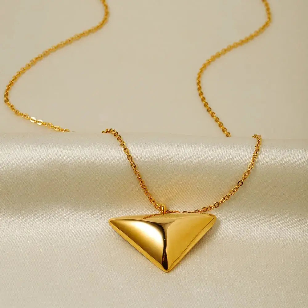 Triangle pendant necklace jewelry simple design jewelry - FluxDigital
