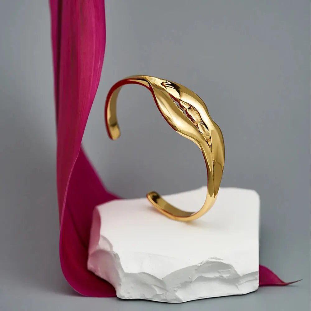 Bangle For Women Gold Color Fashion Cute Elegant Jewelry Friend Birthday - FluxDigital