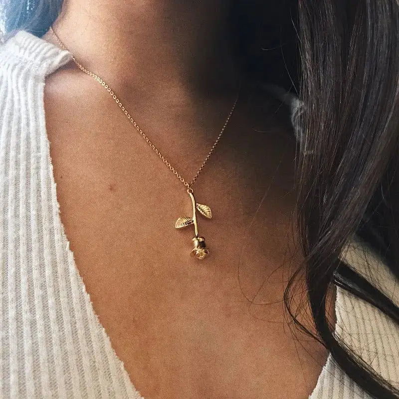 New Jewelry Exquisite Rose Pendant Necklace For Girlfriend Valentine's Day Gift - FluxDigital