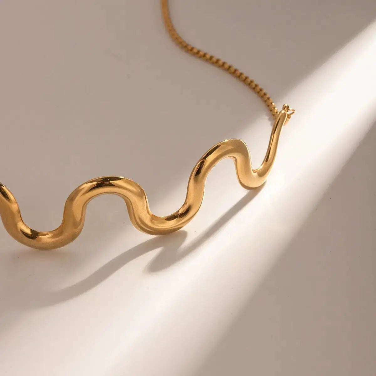 Gold Plated Stainless Steel Wave Pull Necklace Jewelry - FluxDigital