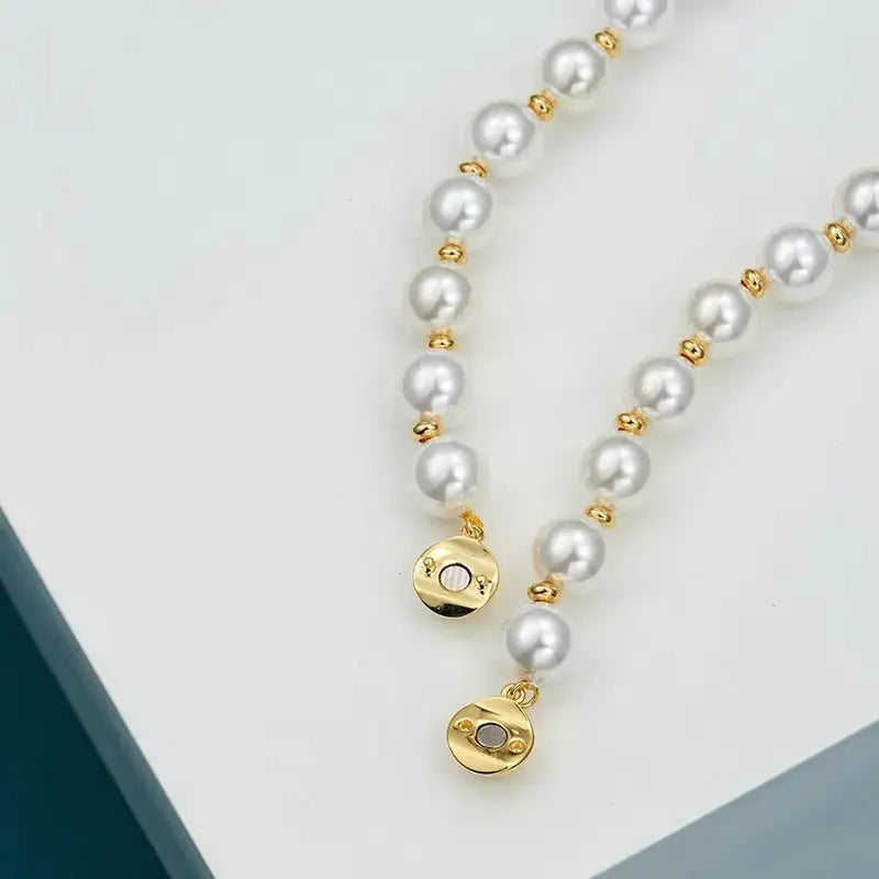 Fashionable retro style jewelry garden necklace women's jewelry flower pendant swallow beetle buckle pearl collarbone chain - FluxDigital