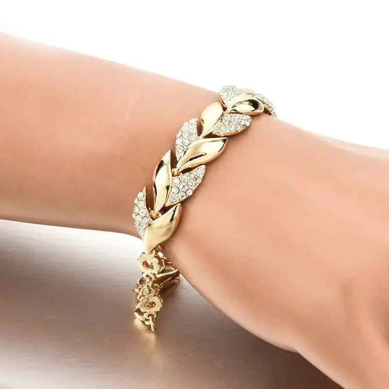 18K Gold Leaf Bracelet Fashion Wedding Jewelry Women's Diamond Bracelet - FluxDigital