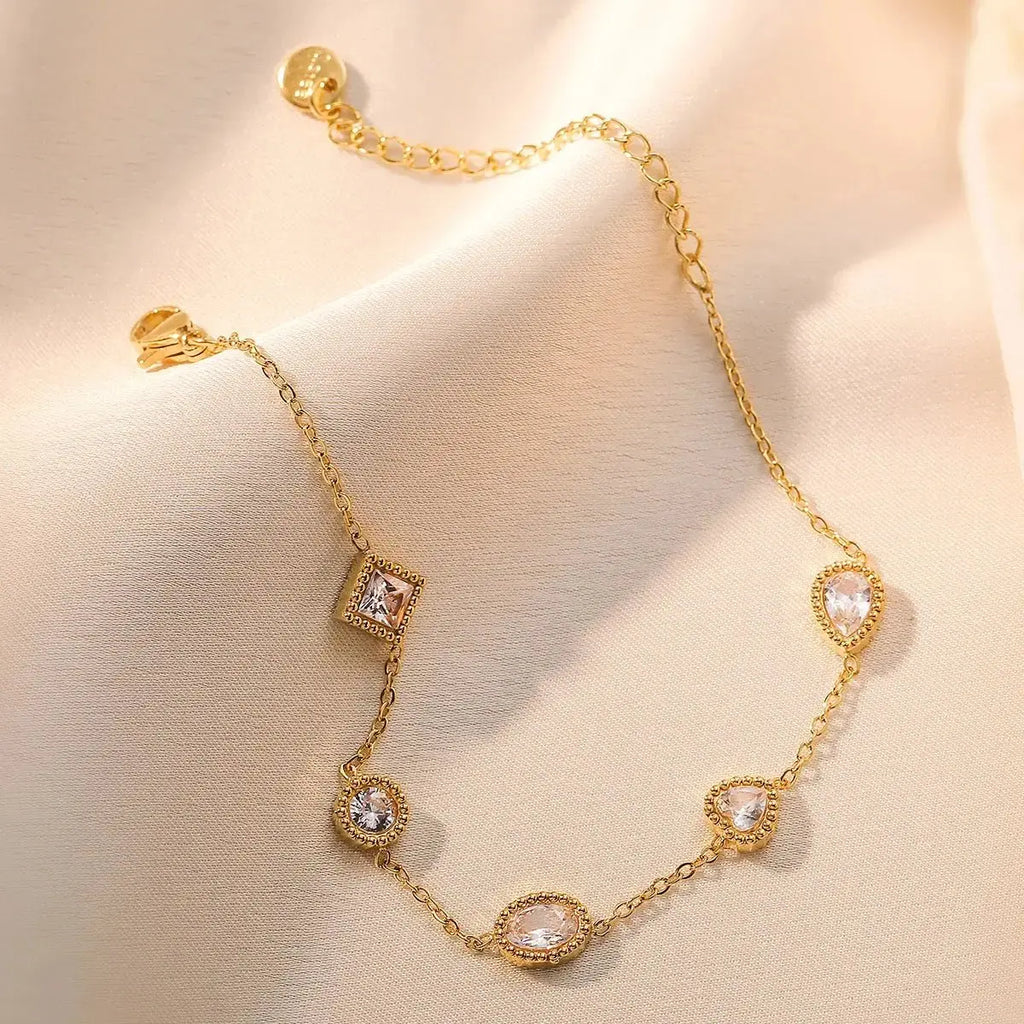 Fashionable light luxury bracelet for women, niche, exquisite and versatile jewelry - FluxDigital