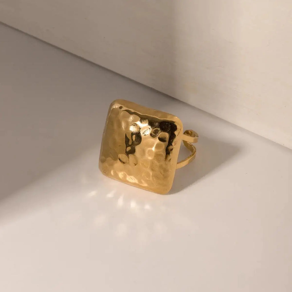 Stainless steel hammer patterned square open ring for women's hand jewelry - FluxDigital