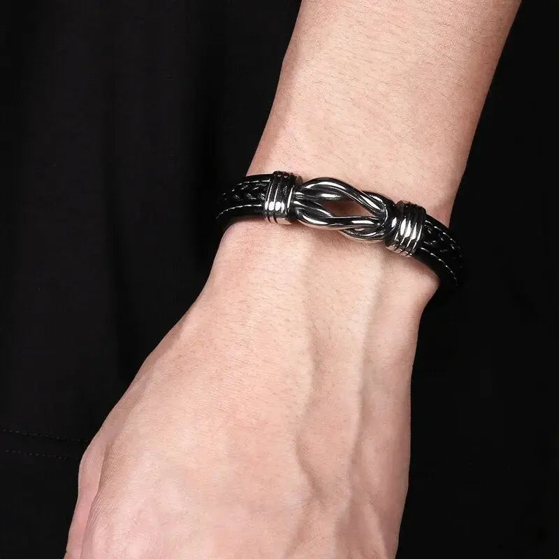 Jewelry Titanium Steel Punk Men's Leather Bracelet - FluxDigital